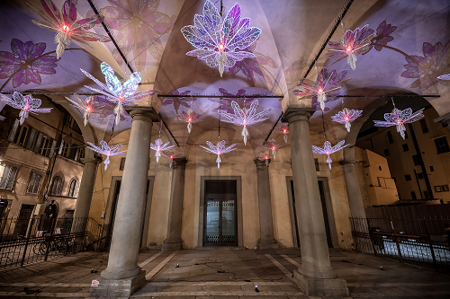 Firenze, Loggia del Grano - installazioni luminose