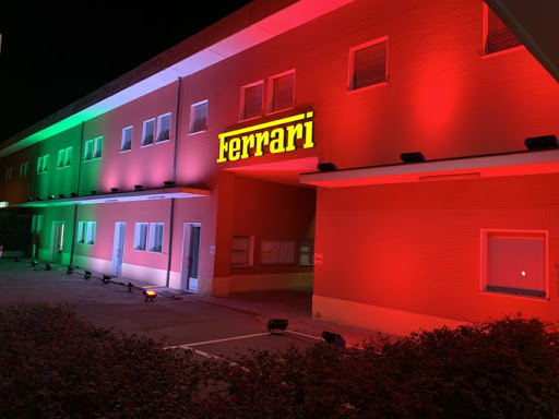 MARANELLO - sede della Ferrari, illuminazione tricolore