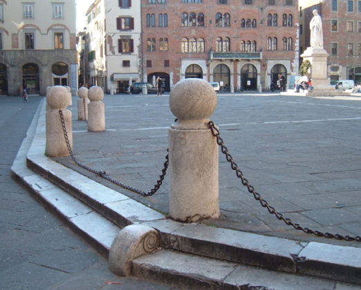 Lucca, Piazza di San Michele
