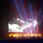 palco-megascreen-03-chitarra