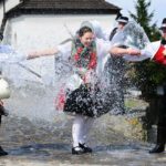 polonia-pasqua-gavettoni-acqua-03
