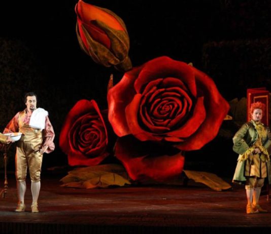 Il Barbiere di Siviglia, Rossini, Arena di Verona Opera Festival 2018 - Foto copyright EnneVi, per gentile concessione della Fondazione Arena di Verona