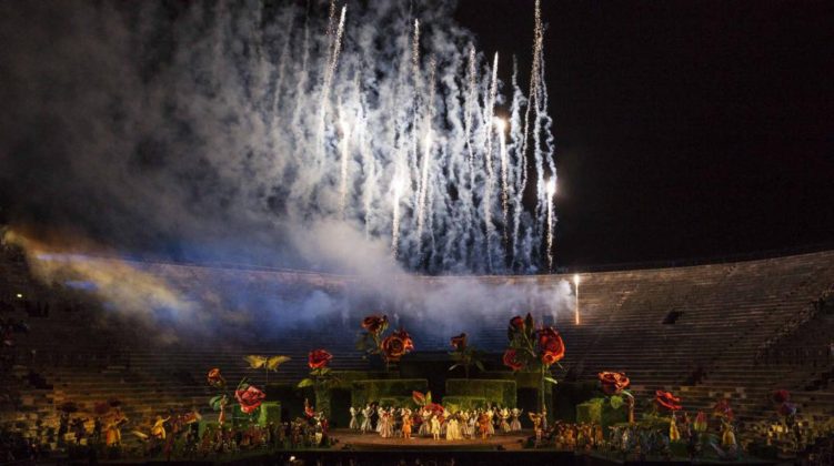 Il Barbiere di Siviglia, Rossini, Arena di Verona Opera Festival 2018 - Foto copyright EnneVi, per gentile concessione della Fondazione Arena di Verona