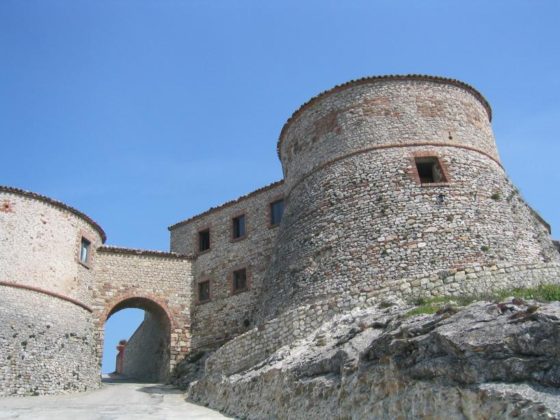 castello di montebello