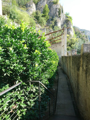 LImone sul Garda - Nuova pista ciclo-pedonale a sbalzo sul lago - panorama